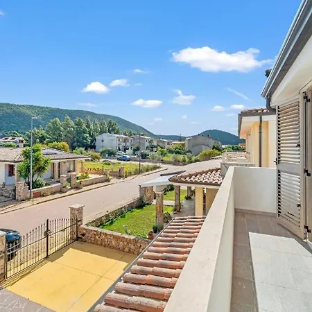 Bianca Appartamento SantʼAnna Arresi